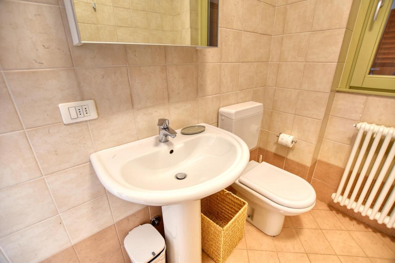 Varenna Apartment Perledo Bagian luar foto